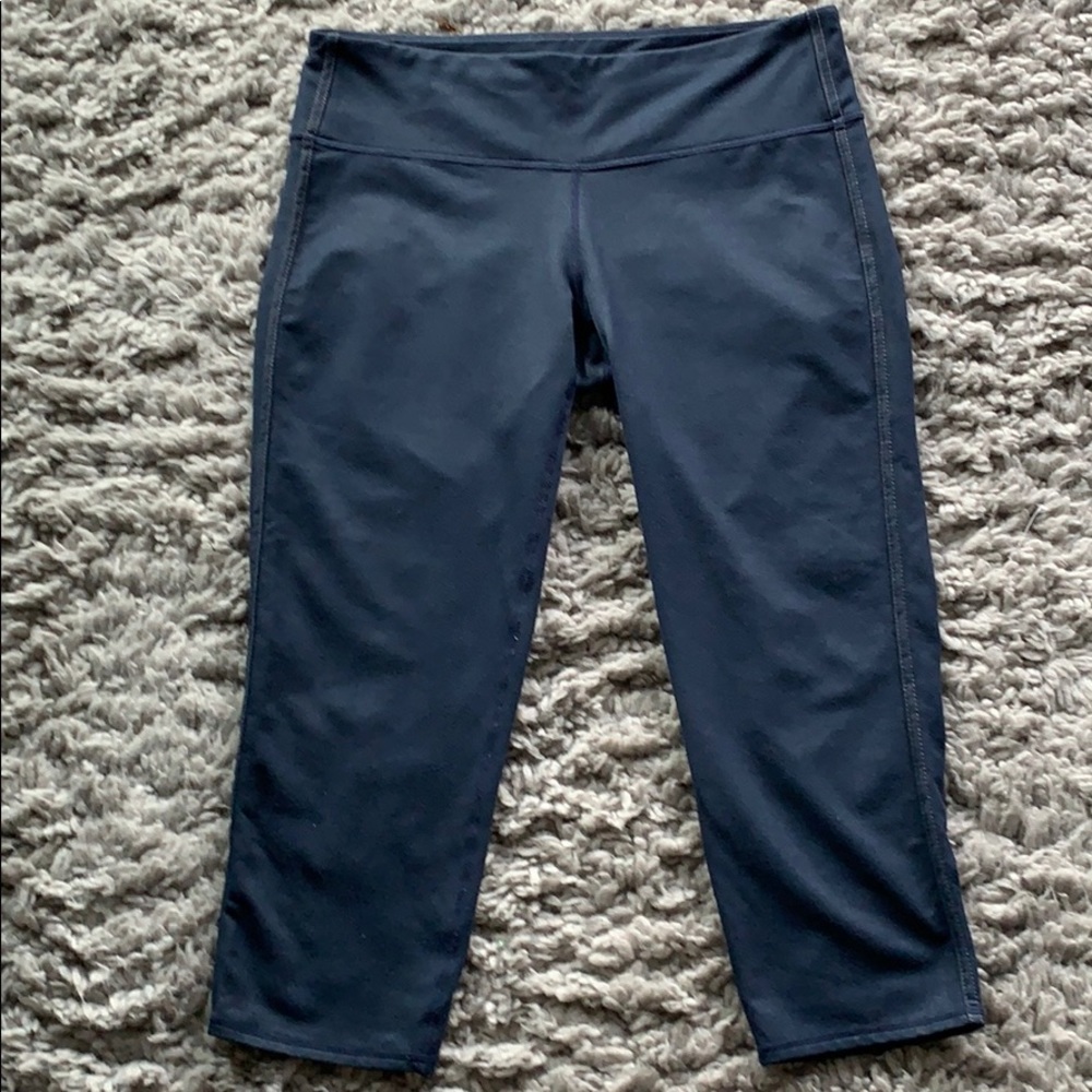 Athleta capris, Size M